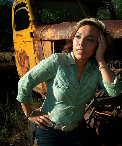 Tucson senior photos by Design Photography