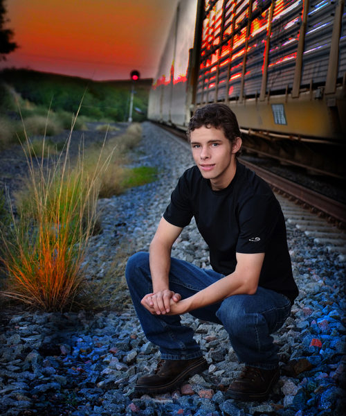 Outdoor senior portrait in Southern Arizona